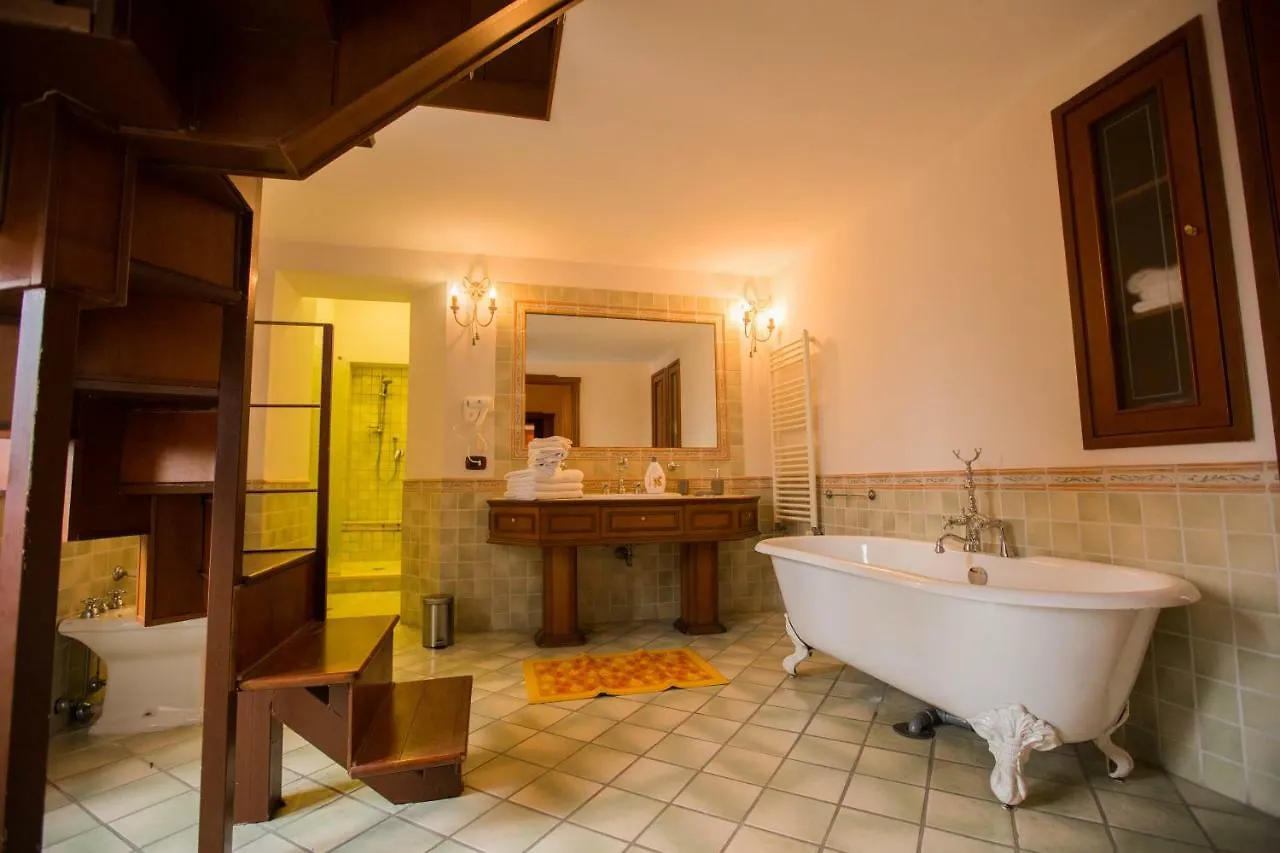 Marty House Villa Naples 0*,  Italy