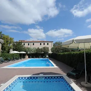  Alloggio per agriturismo Agriturismo Antica Fonte Italia